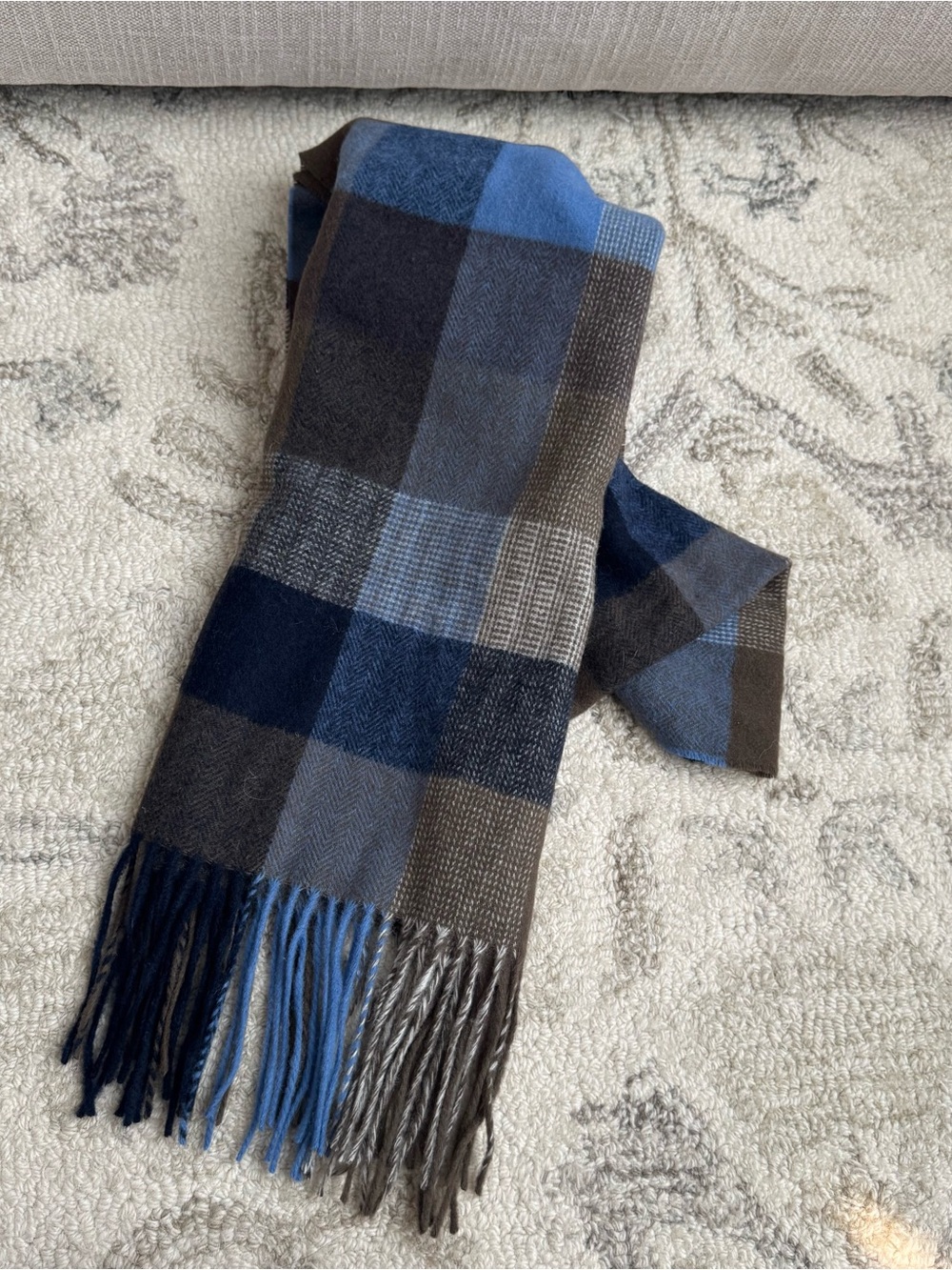 Men’s Barbour Bank 100% Wool Plaid Scarf From Scotland - Picture 3 of 4
